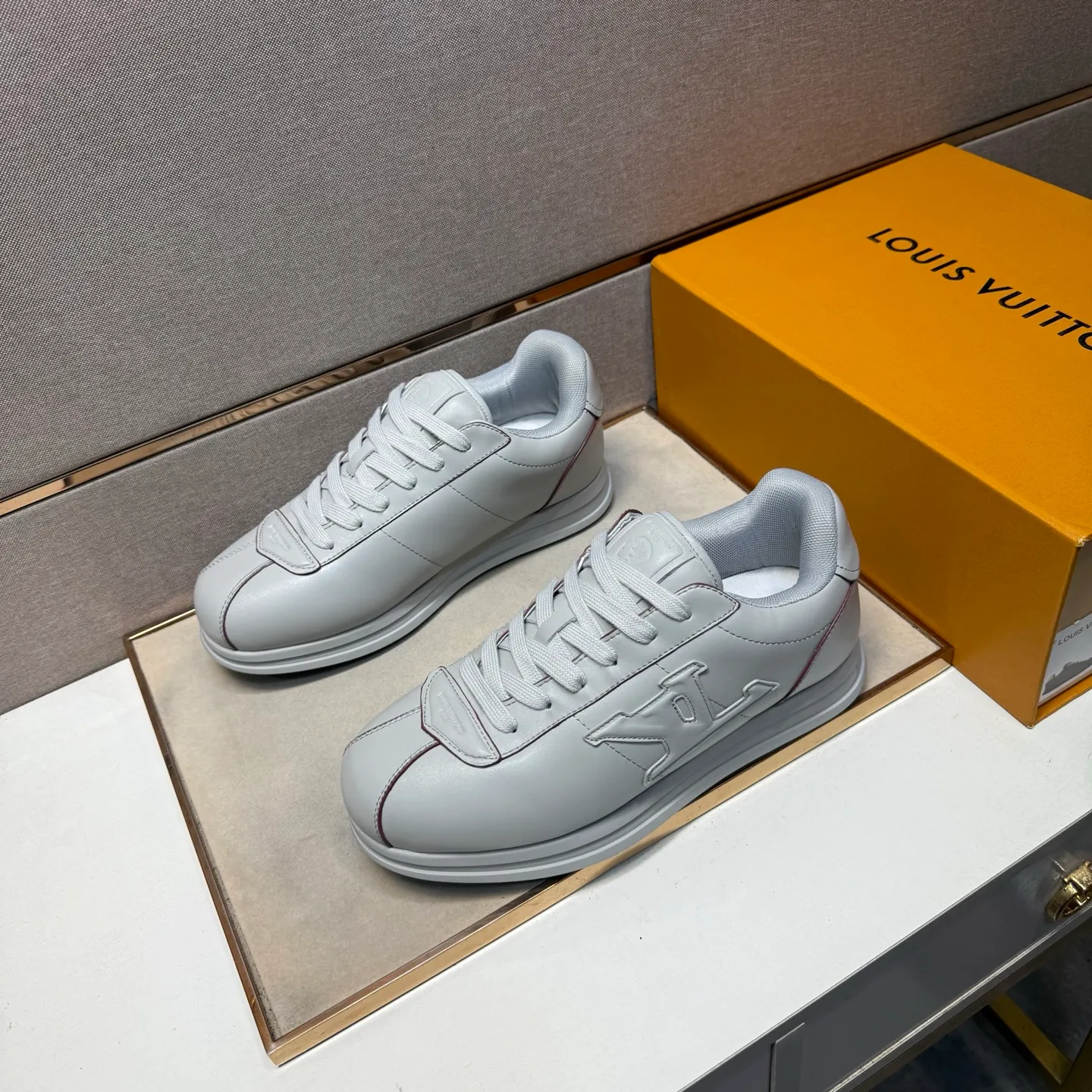Men's men's shoes 💰pp560 [LV～] Men's casual shoes 2025z cabinet sales simultaneously 🔶Size: 38-44 #️⃣ 🔷5 colors🔜The upper is made of multi-material splicing➕Mesh lining, comfortable and breathable, sole: original comfortable and wear-resistant outsole, ⚠️real thing📱photographed🎬real thing is better📢📢📢